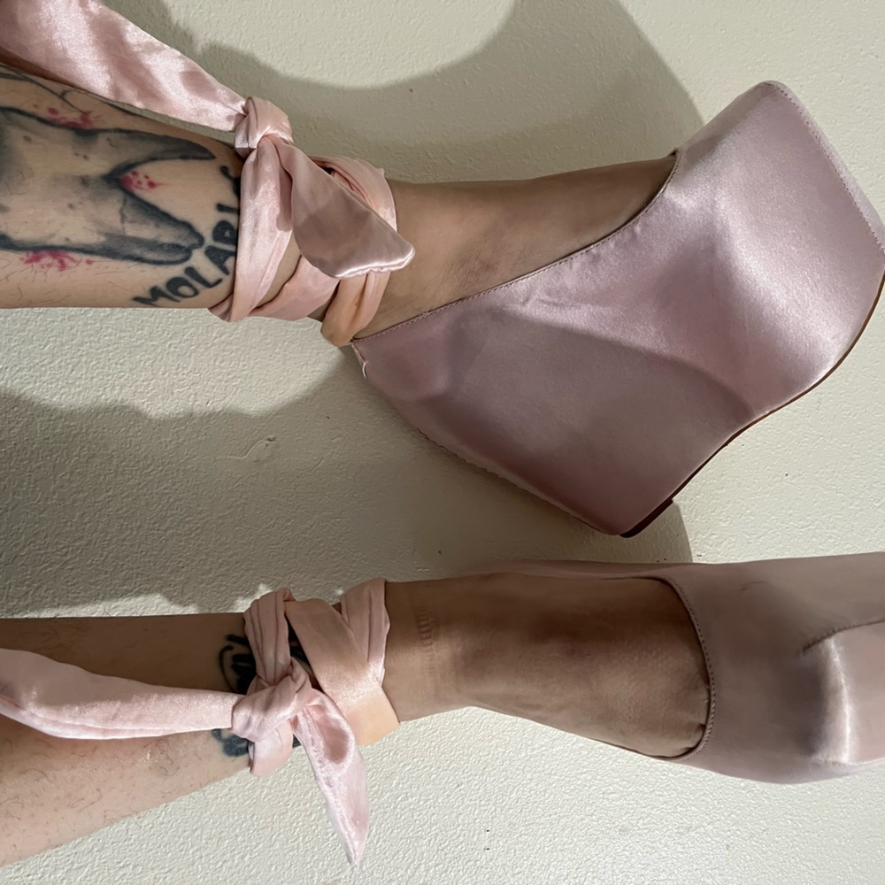 Wildfox x Jeffrey Campbell Ballet Platforms | 7.5 | small stains |